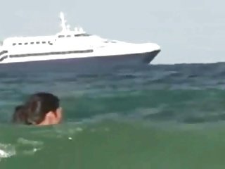 Girls Spying A Nude on Beach (720p HD)