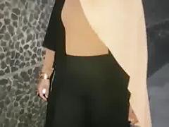 Gorgeous Bengali Muslim Big Boobs in sexy heels